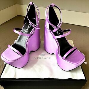 Authentic Versace Tri-platform satin purple heels size 37/US Women’s 7.